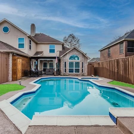 * *Astounding House **Perfect For Family And Friends , Pool , Hot Tub, & Game Room Allen Exterior photo