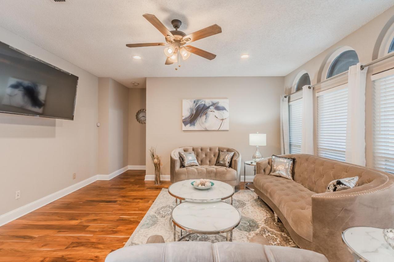 * *Astounding House **Perfect For Family And Friends , Pool , Hot Tub, & Game Room Allen Exterior photo