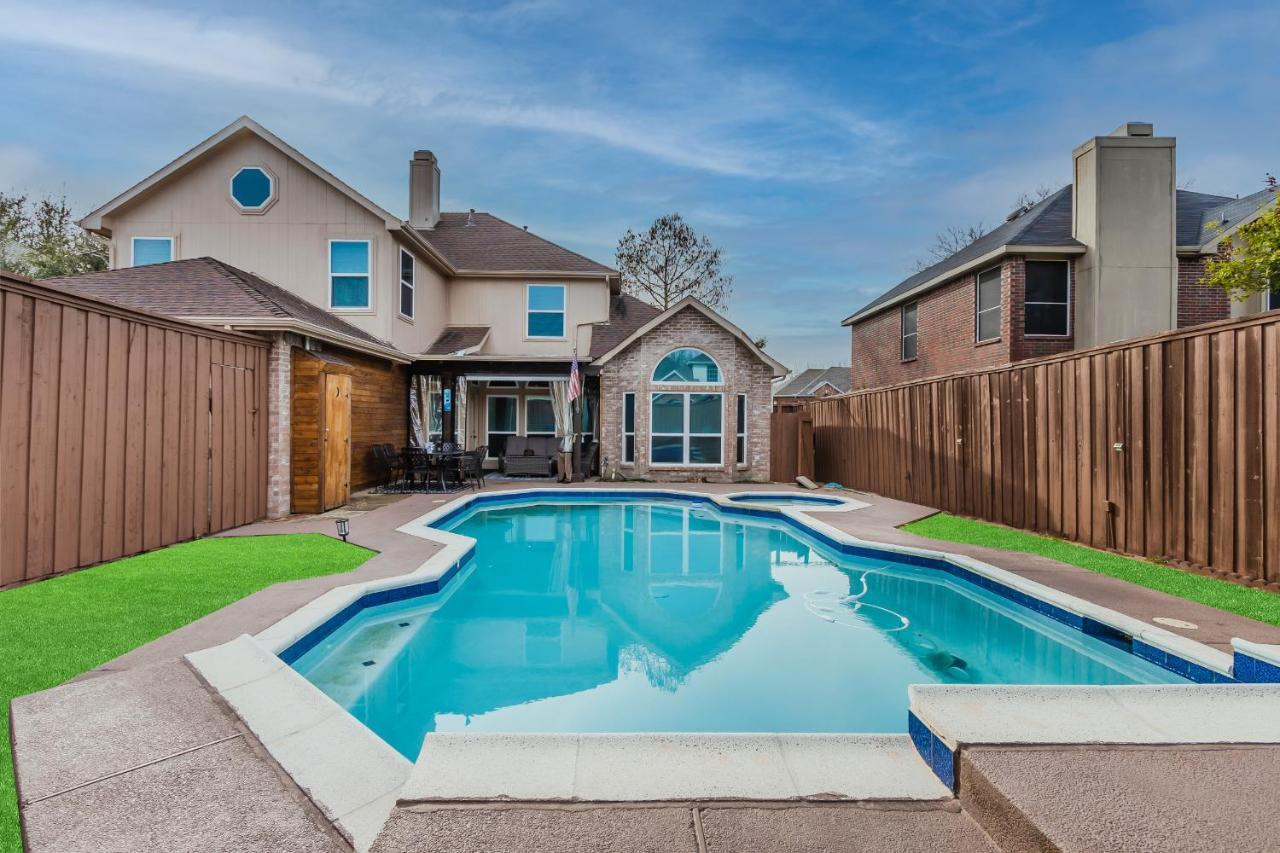 * *Astounding House **Perfect For Family And Friends , Pool , Hot Tub, & Game Room Allen Exterior photo