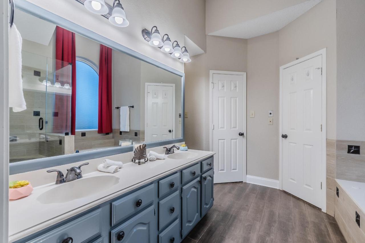 * *Astounding House **Perfect For Family And Friends , Pool , Hot Tub, & Game Room Allen Exterior photo