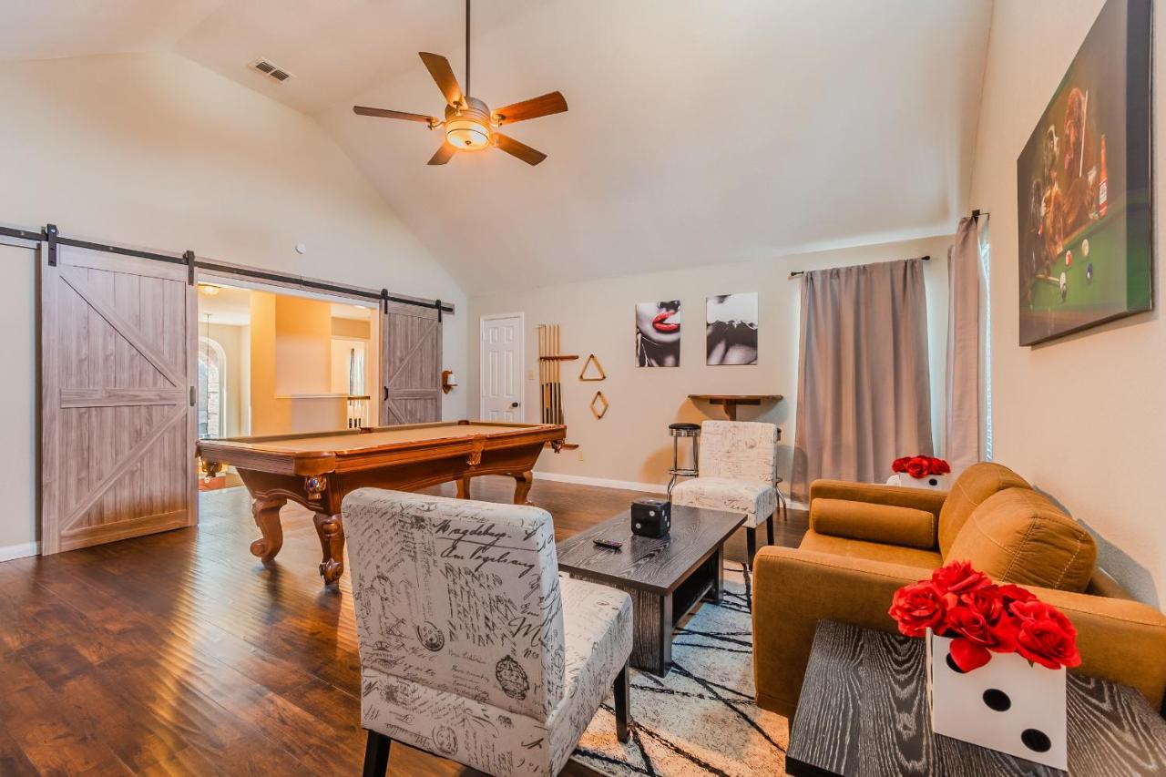 * *Astounding House **Perfect For Family And Friends , Pool , Hot Tub, & Game Room Allen Exterior photo